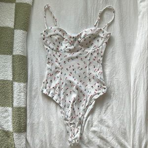 princess polly floral bodysuit